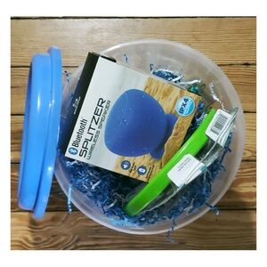 Boys' Splash & Summer Fun Activity Water Play Set Gift Container